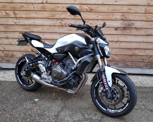 YAMAHA MT07